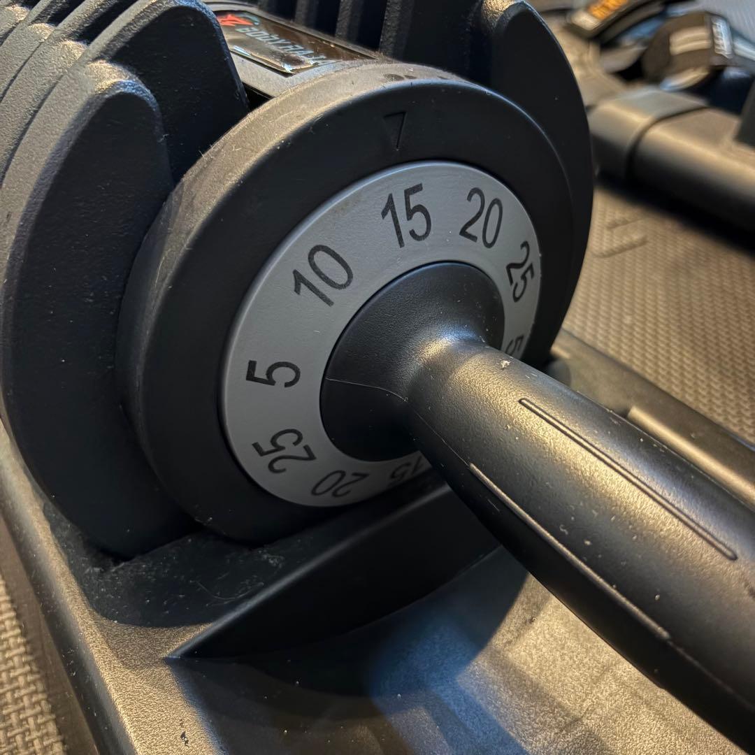 可変式ダンベル BODY RAJA 美品！