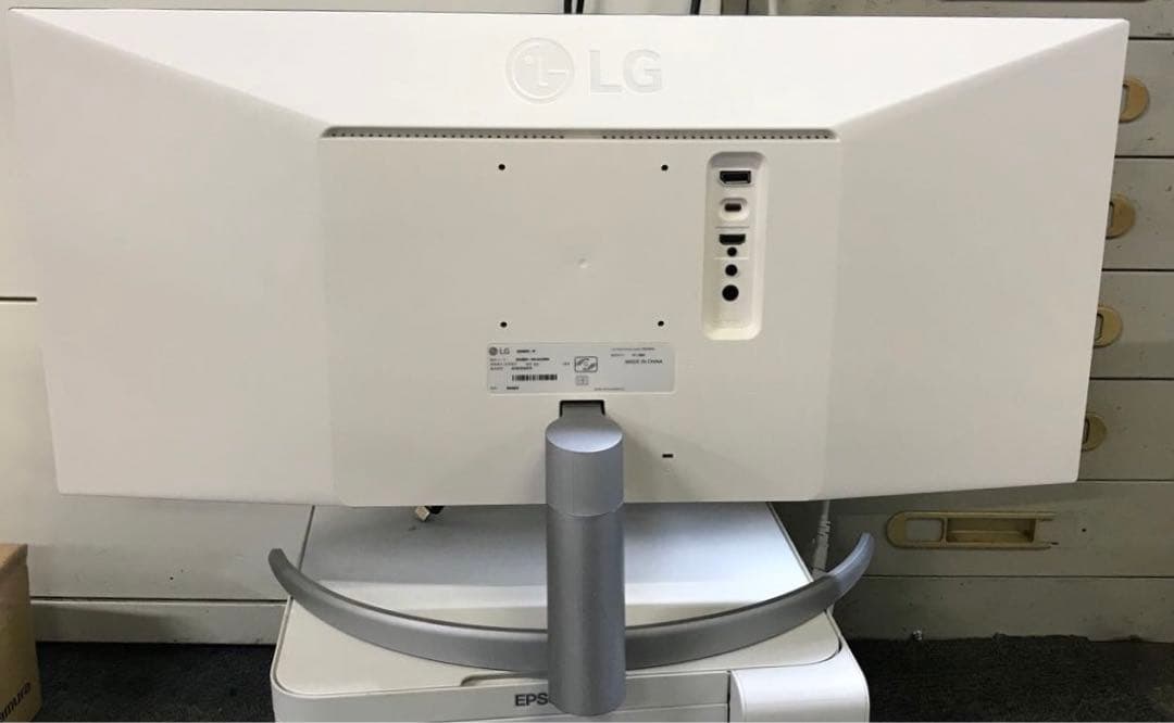 2024年製 LG 29インチモニター 平面ウルトラワイド スピーカー搭載