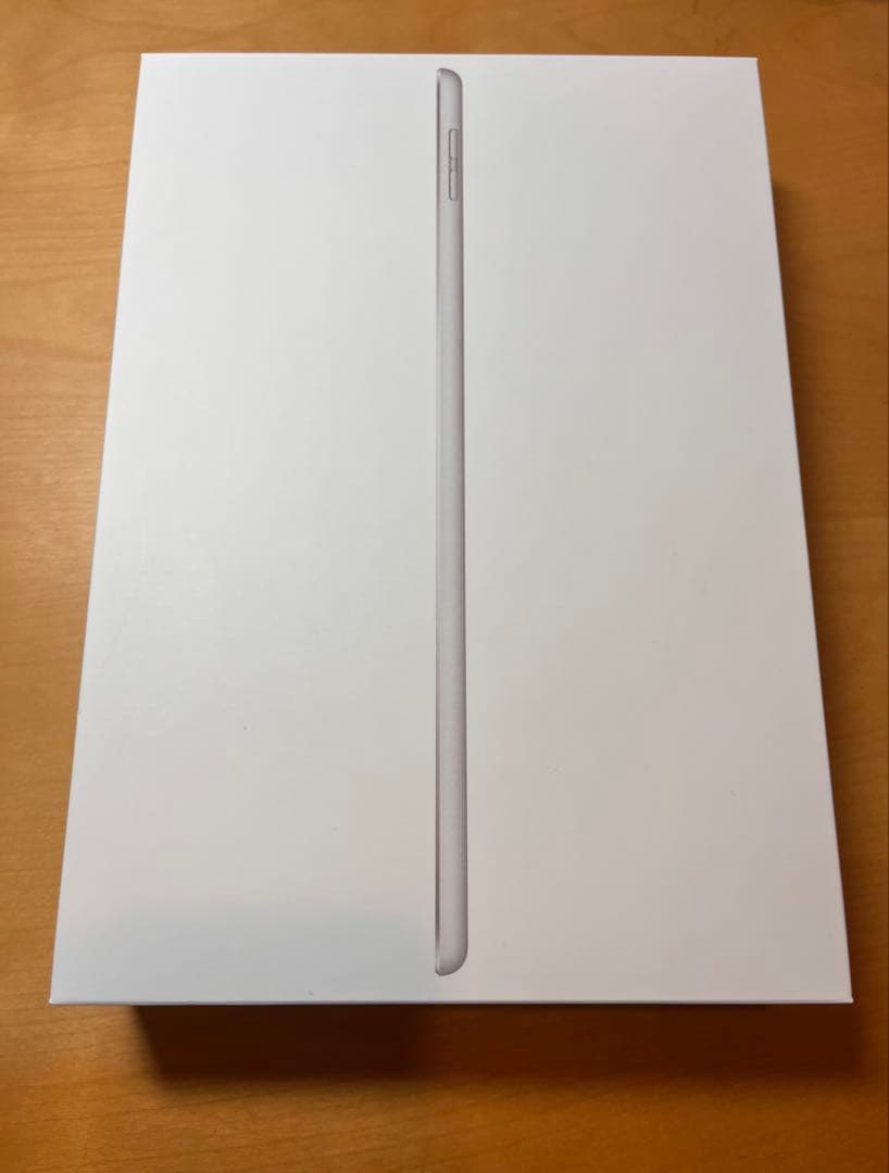 iPad(第8世代)32GBシルバー 本体