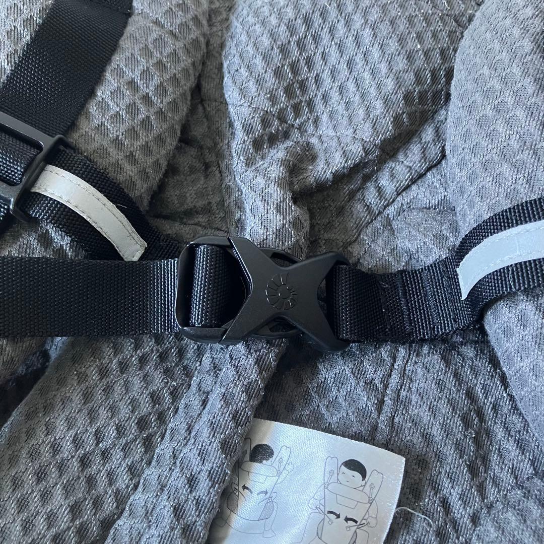 サラ　エルゴベビー　オムニ　ブリーズ　グラファルトグレー　メッシュ