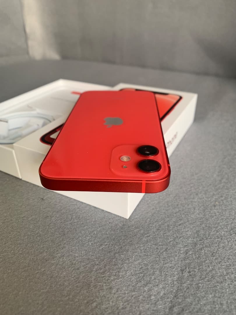 超美品　国内版　SIMフリー　iPhone12 mini 128GB レッド色