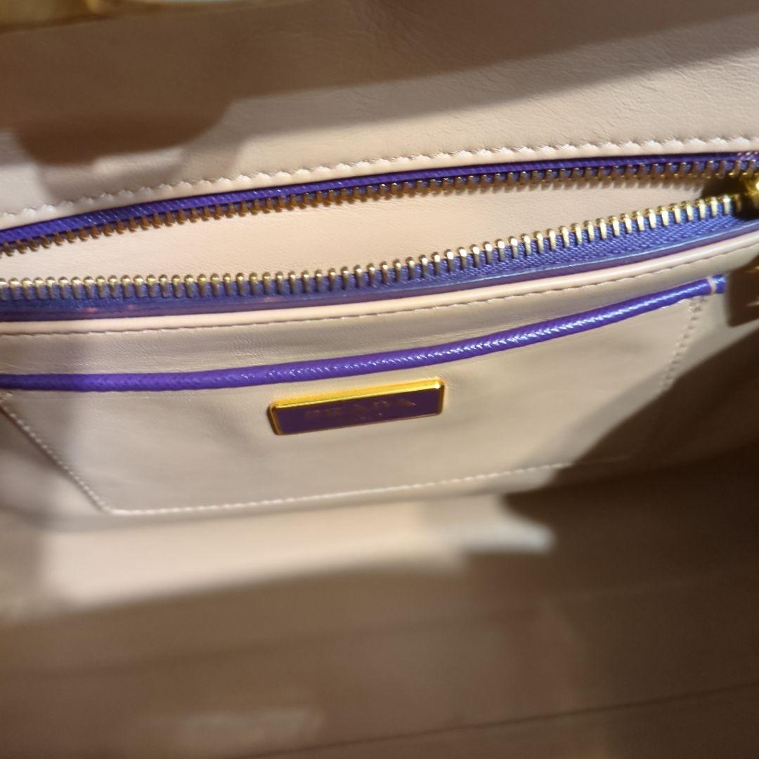 PRADA　バック