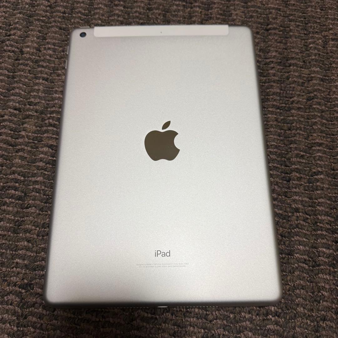 Apple iPad (第6世代) 128GB シルバー セルラーモデル