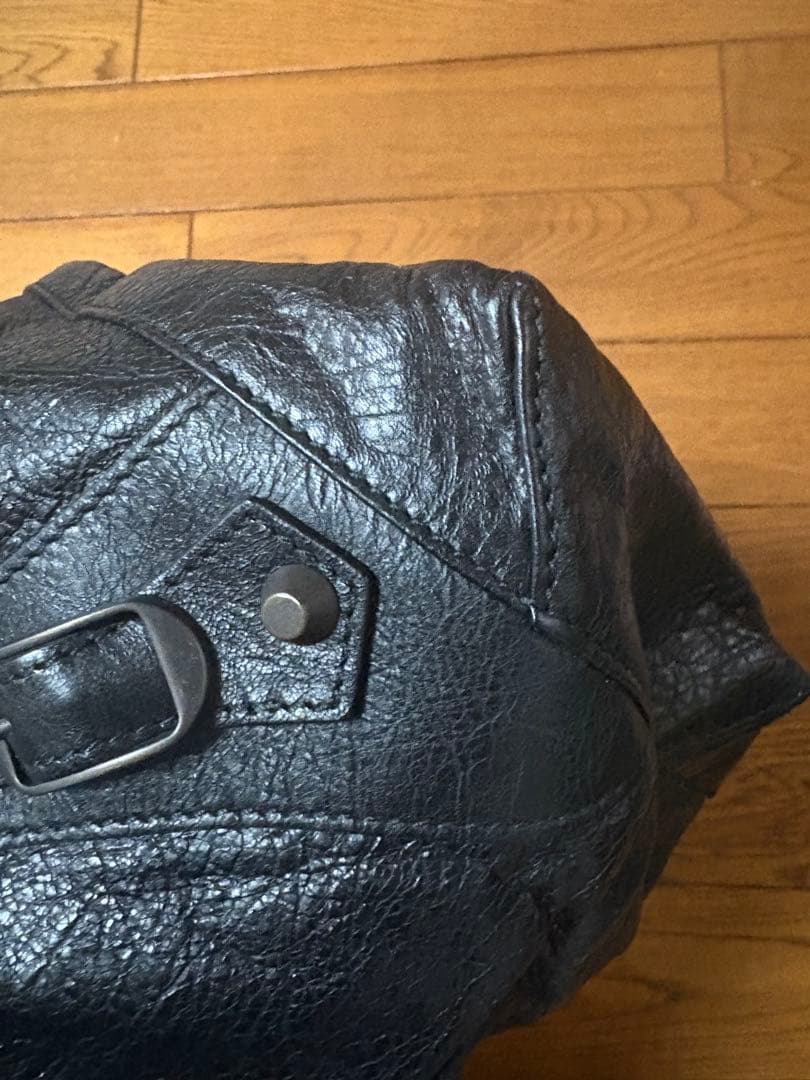 【未使用】BALENCIAGA ブラックレザー ショルダーバッグ　サンデー