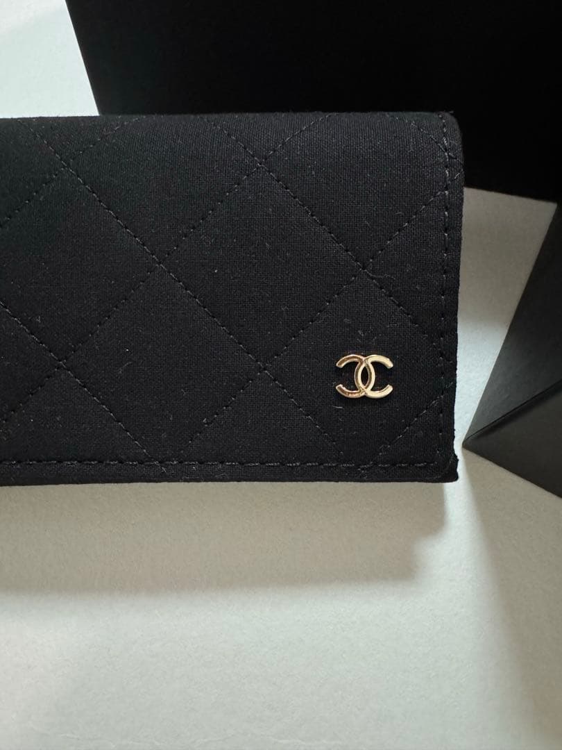 定価以下　新品未使用　スクエアシェイプサングラス　限定品　CHANEL シャネル