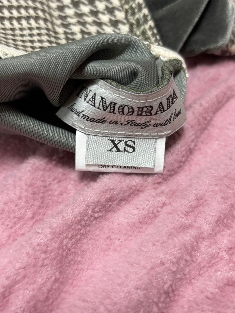 INAMORADA わんちゃんお洋服　犬服　ベロア　 XSサイズ