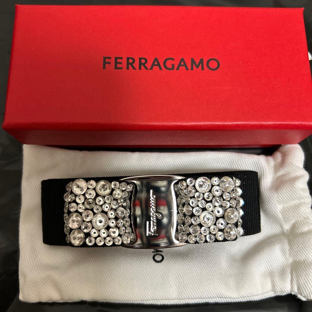 【新品】Salvatore Ferragamo クリスタルリボンバレッタ
