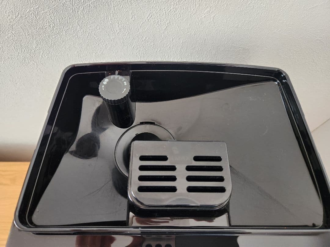 デロンギ　マグニフィカSカプチーノスマート　全自動　ECAM23260SBN