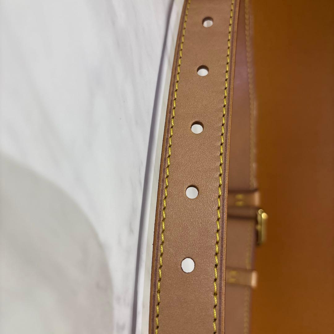 ルイヴィトン　モノグラム　バムバッグ　ボディバッグ　ウエストポーチ