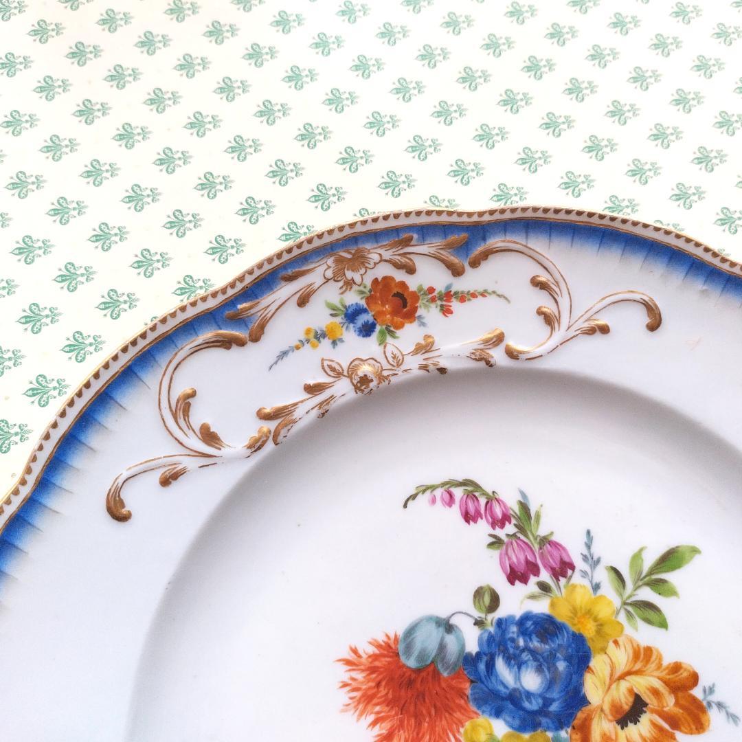 マイセン 1765-70年頃 金彩ロカイユパネル 花絵 ディナープレート