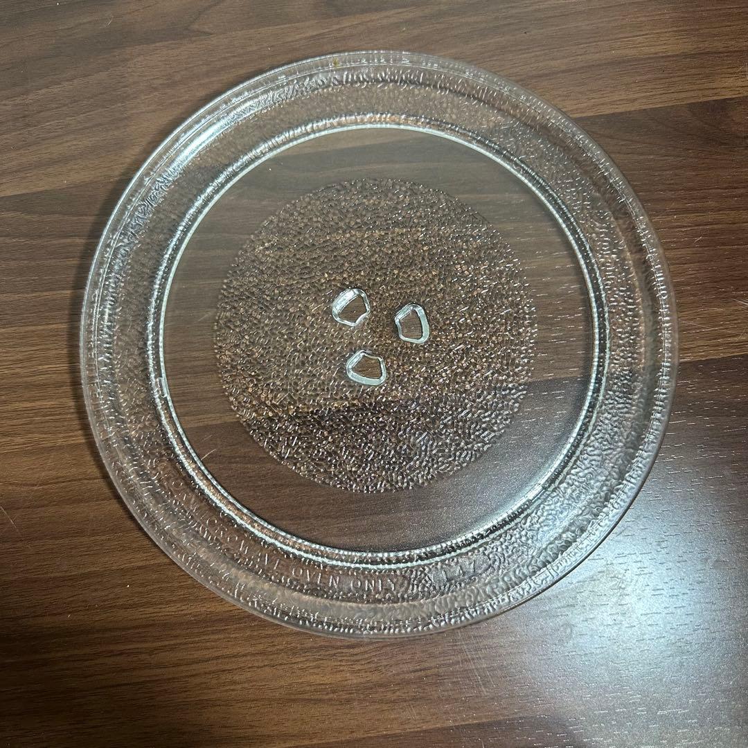 美品　電子レンジ 700W 23年製 YMW17HL6 60Hz専用 ホワイト