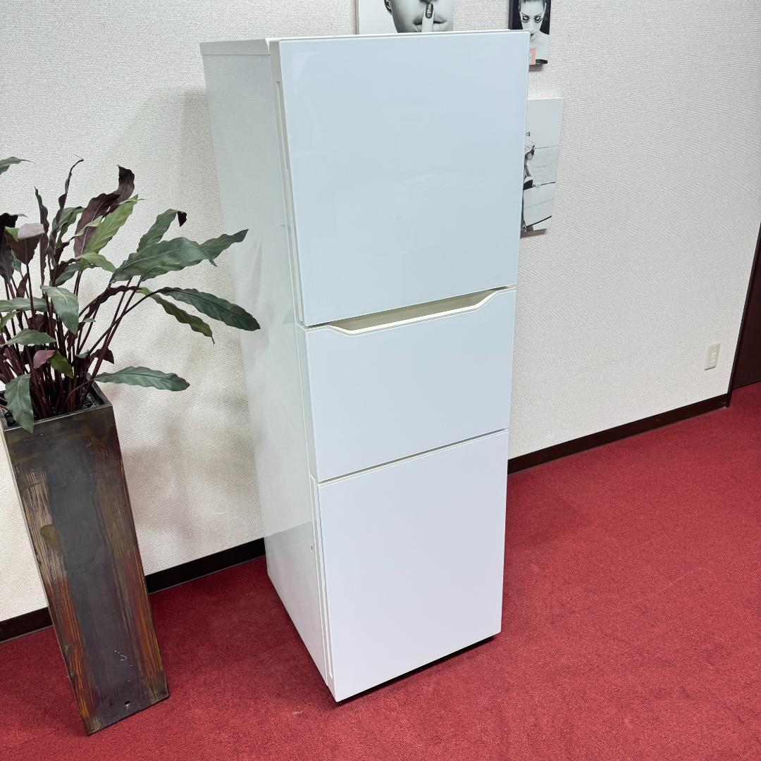 都内23区配送無料ツインバード冷蔵庫2018年製　真ん中のドア冷蔵、冷凍切替可能