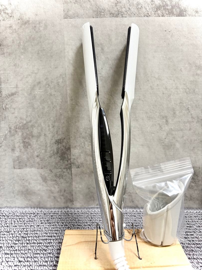 Refa MTG リファ ストレートアイロン 2023年製