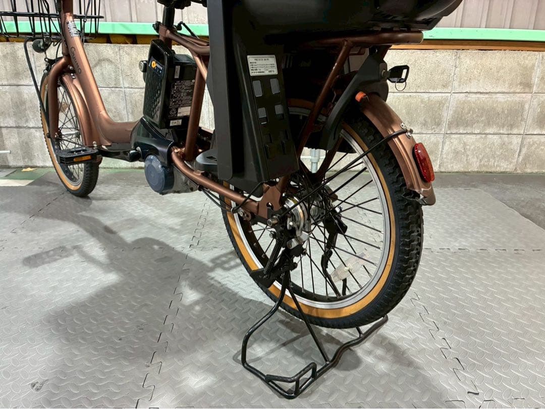 №8625電動自転車　パナソニック ギュット 20インチ✨美品✨希少カラー！
