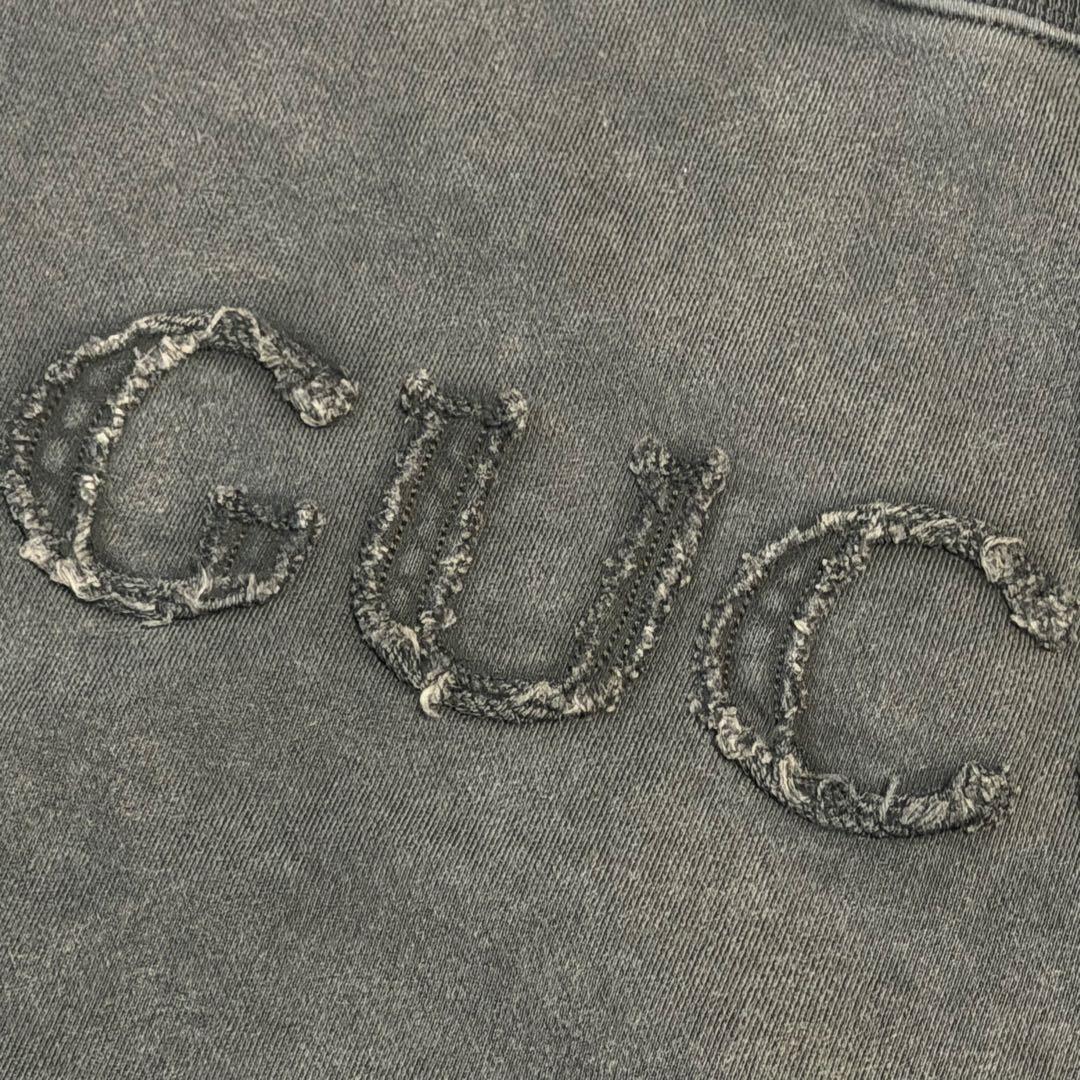 GUCCI グレー ロゴ刺繍 クルーネックトレーナー