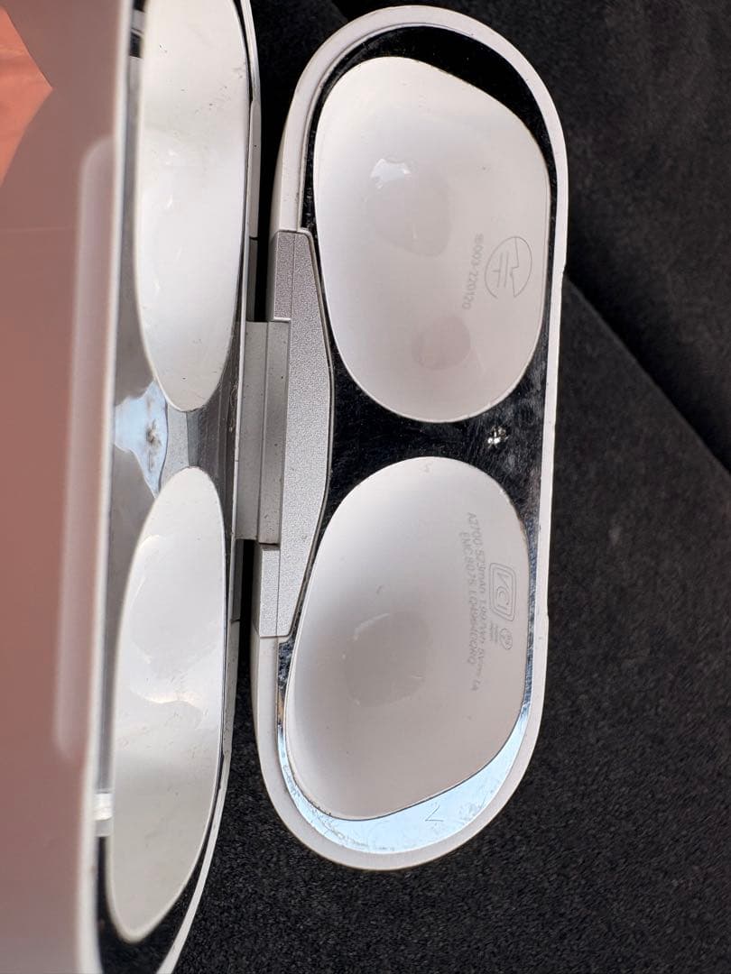 AirPods Pro 本体　右耳のみ