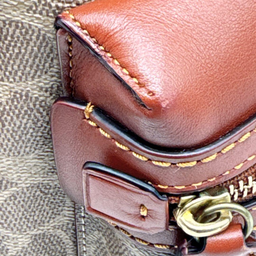 美品✨ COACH PVC レザー ターンロック シグネチャーミニリュック