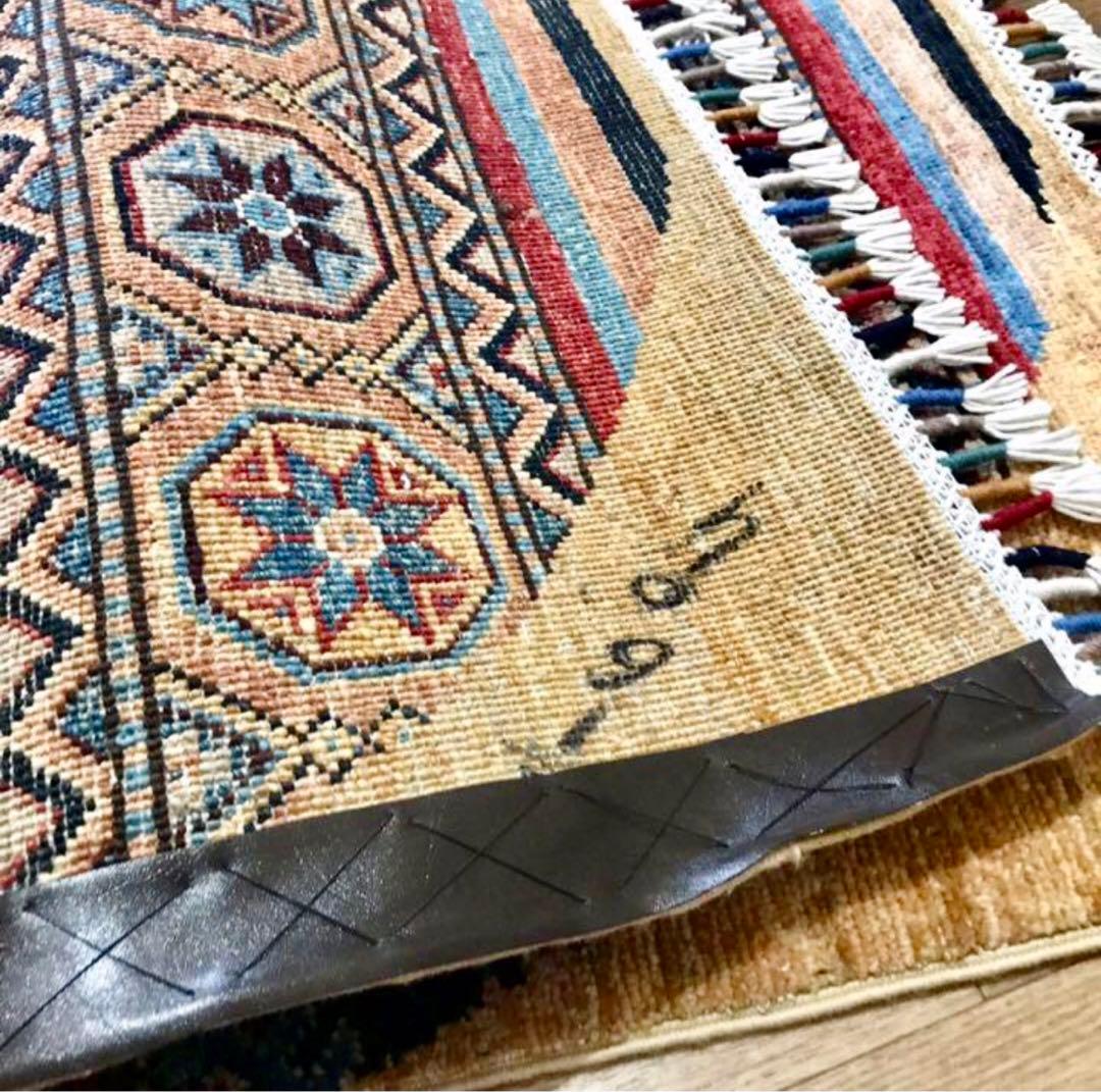 ペルシャゾランヴァリギャッベ/サイズ：87x87cm. ….zg2.