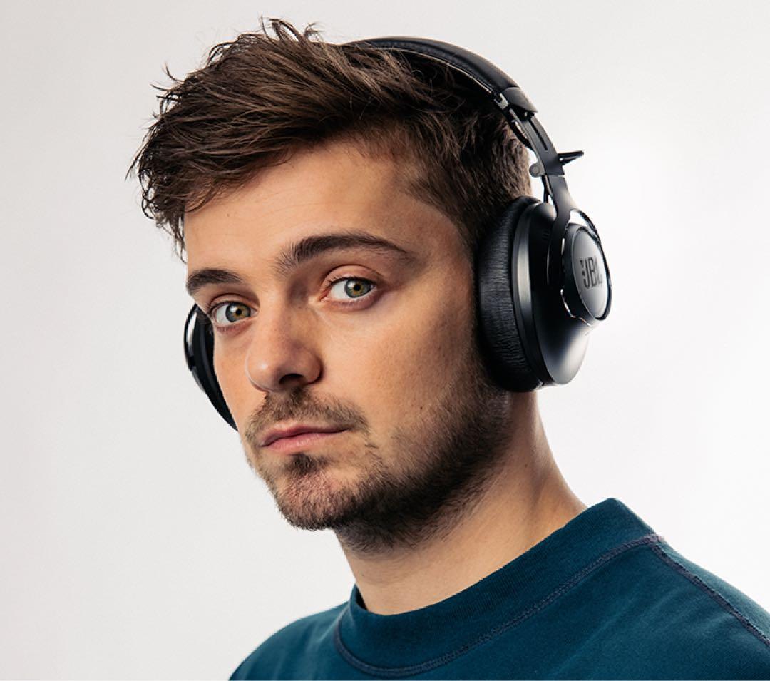 JBL CLUB ONE (ケースあり・箱なし)