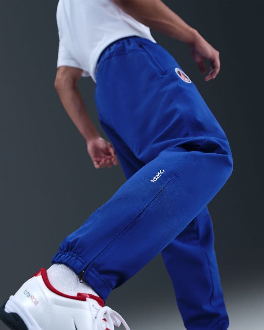 ほぼ新品！　Nike PSG トラックジャージ 上下セット　パリサンジェルマン