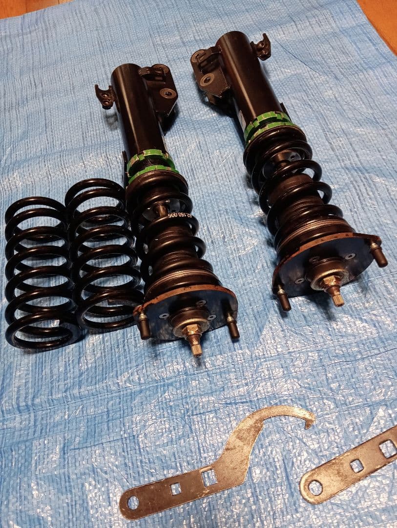 ★ダイハツイースla300s　車高調★ジャンク品/バネ４本、ベアリング付