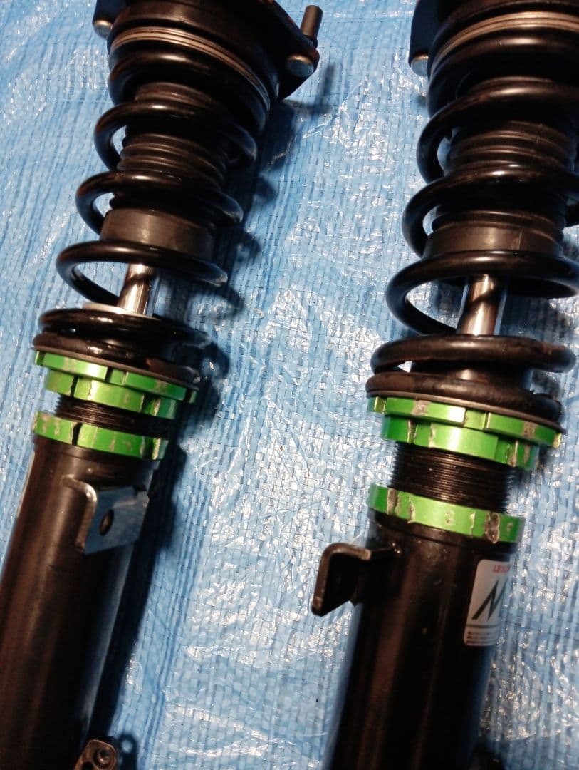 ★ダイハツイースla300s　車高調★ジャンク品/バネ４本、ベアリング付