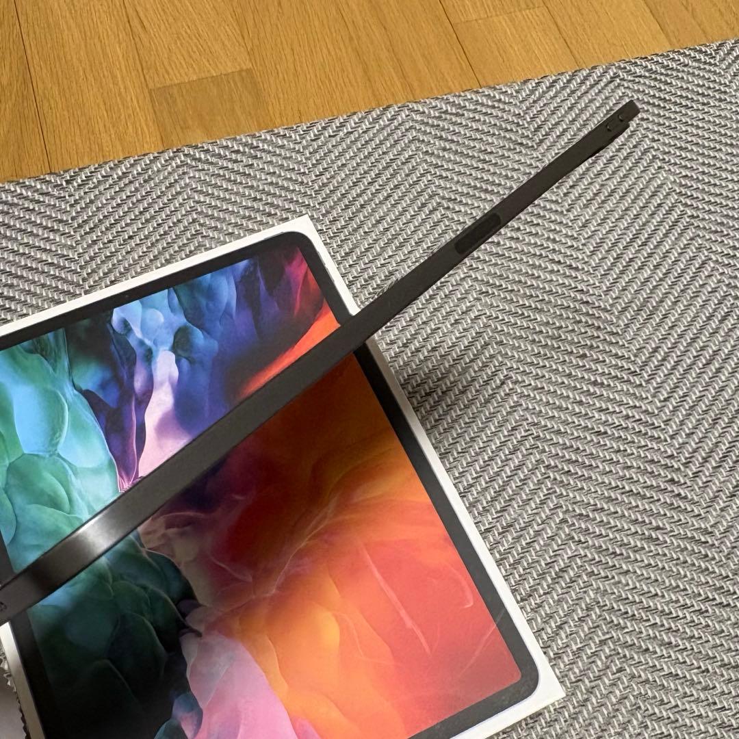 iPad pro 12.9インチ 第4世代 256GB スペースグレイ