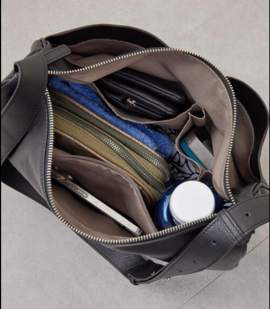 【ear PAPILLONNER】スワローマチショルダーバッグ　ブラック