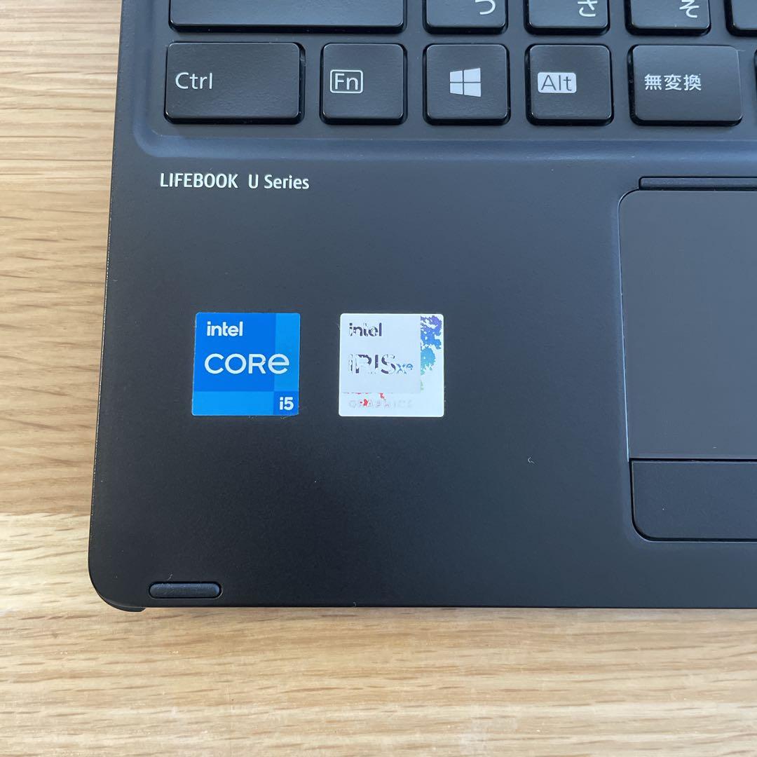 タッチペン付き！超軽量＆美品 富士通13.3インチ2in1 バッテリー超優良