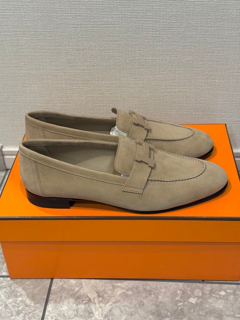 新品　エルメス　パリ　37 ベージュアルジル