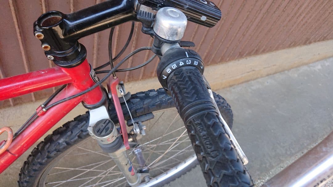 アイアンフォースマウンテンバイク Wスペンション (ジャンク)