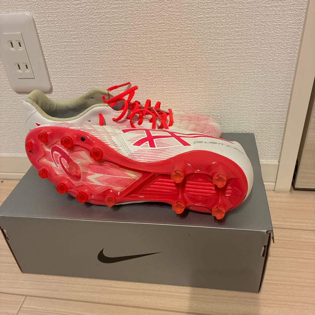サッカースパイクアシックスxfly limited