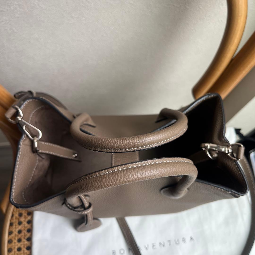 ボナベンチュラバッグ　ミアトート27 エトープ美品