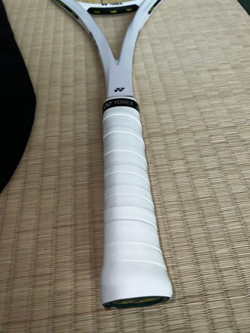 GEOBREAK 80S ホワイト テニスラケット　UL1