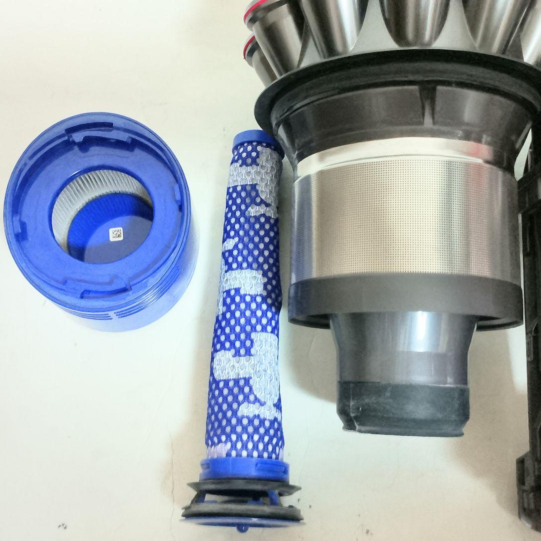 Dyson　V8 fluffy extra　サイクロンクリーナー