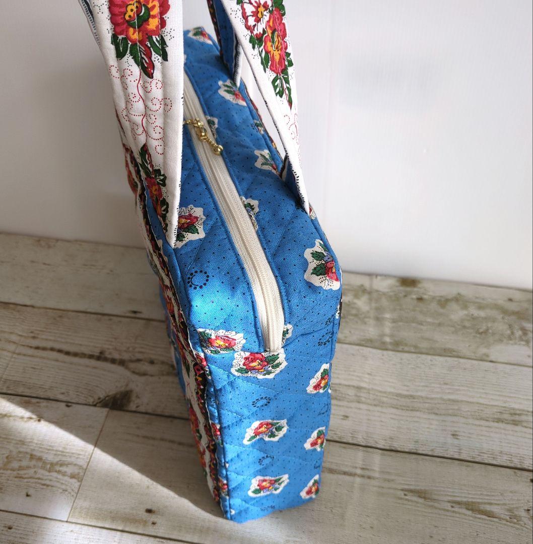 スクエアバッグ　ショルダーバッグ　ハンドメイド