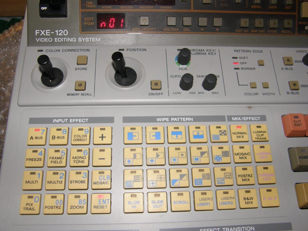 ソニースイッチャーエフェクターオーディオミキサーFXE-120動作品です。