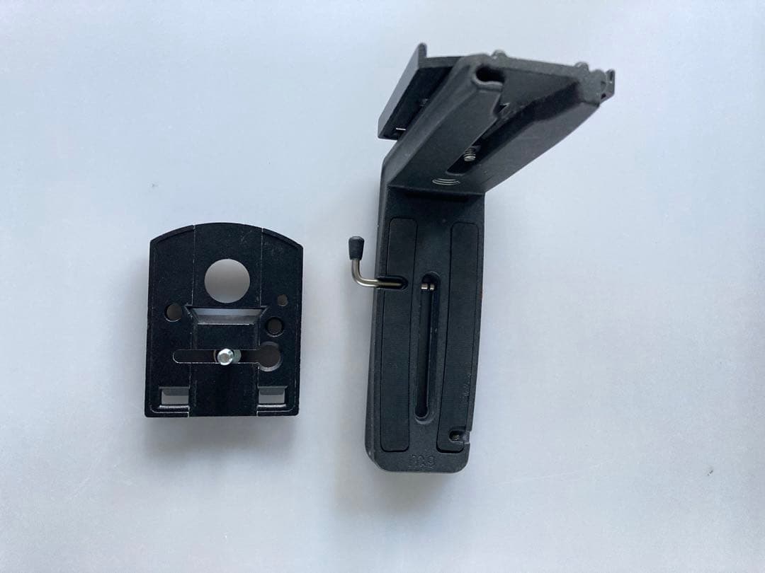 雲台808CR4とL型プレートMS050M4-RC4のセットです。