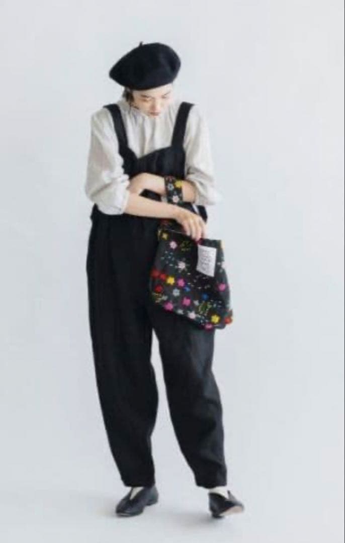 pot and tea 花柄刺繍ハンドバッグ　ポットアンドティー　ブラック