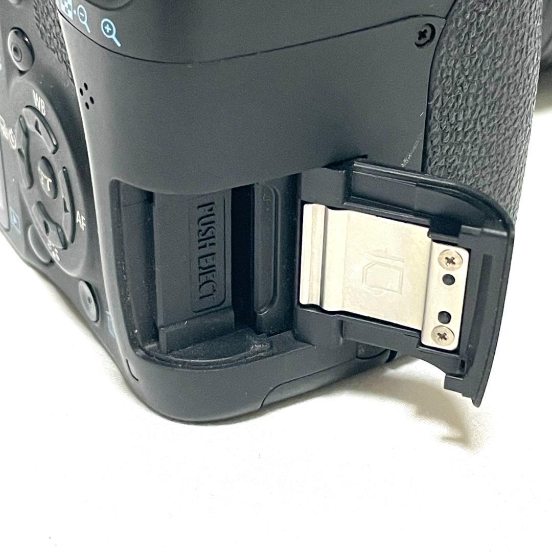 初心者デビューにおすすめ❣️ Canon EOS Kiss X3 ダブルレンズ