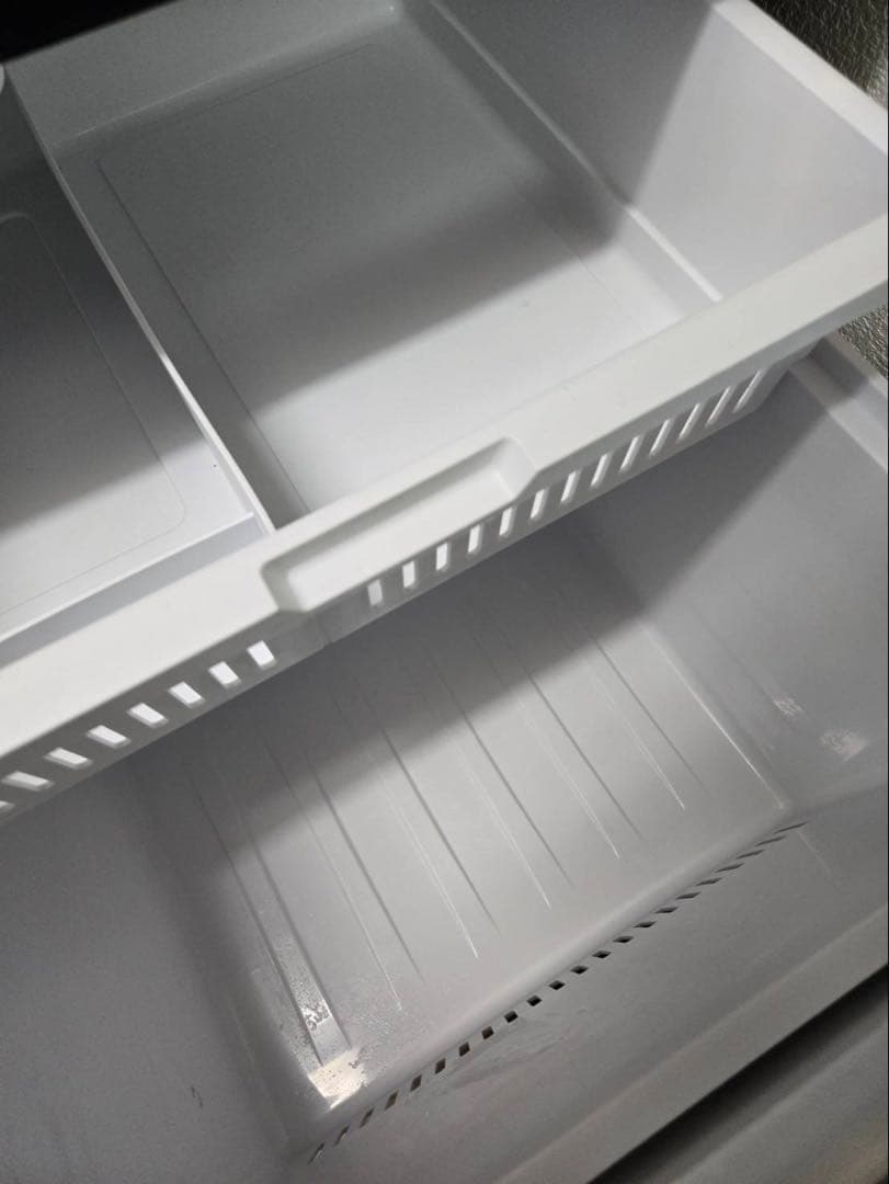 送料込み ハイアール 冷凍冷蔵庫 2022年製 286L JR-CV29A