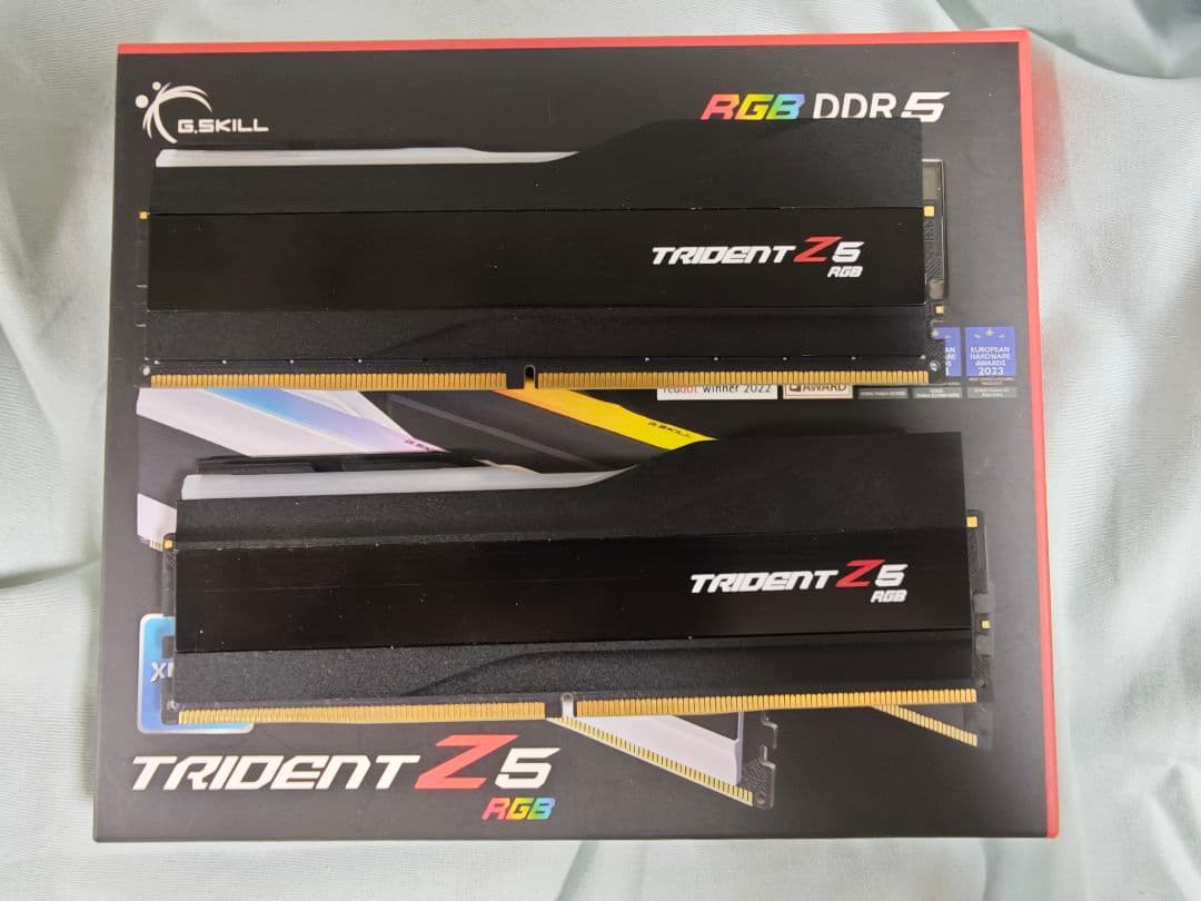 メモリー G.skill DDR5 64GB (32x2)