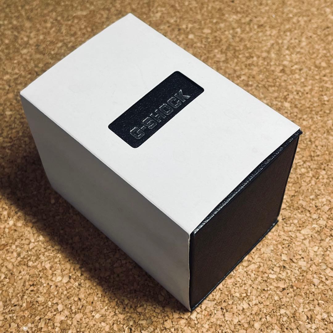 美品】カシオGーSHOCK/GMー2100 ー1AJFメタルカバード国内正規品