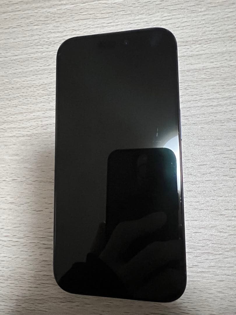 Apple iPhone 15 Pro 256GBブルーチタニウム カナダ版