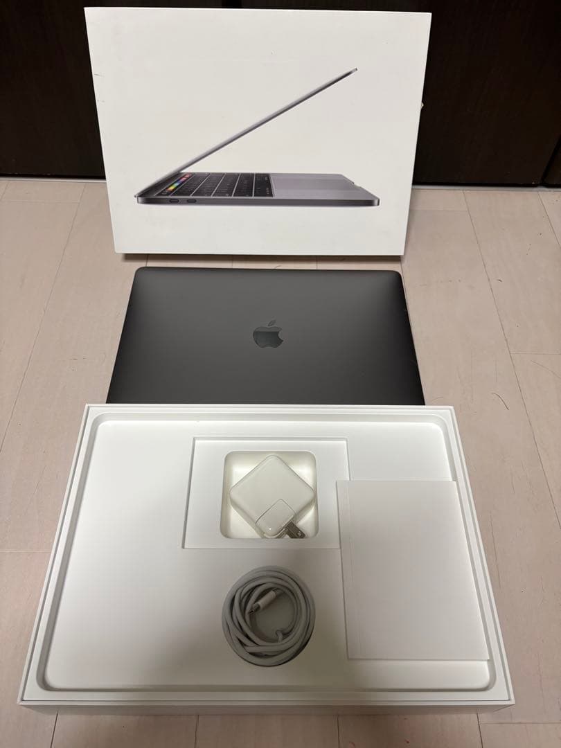 美品！フルカスタムMacBook Pro 13 メモリ16GBストレージ1TB