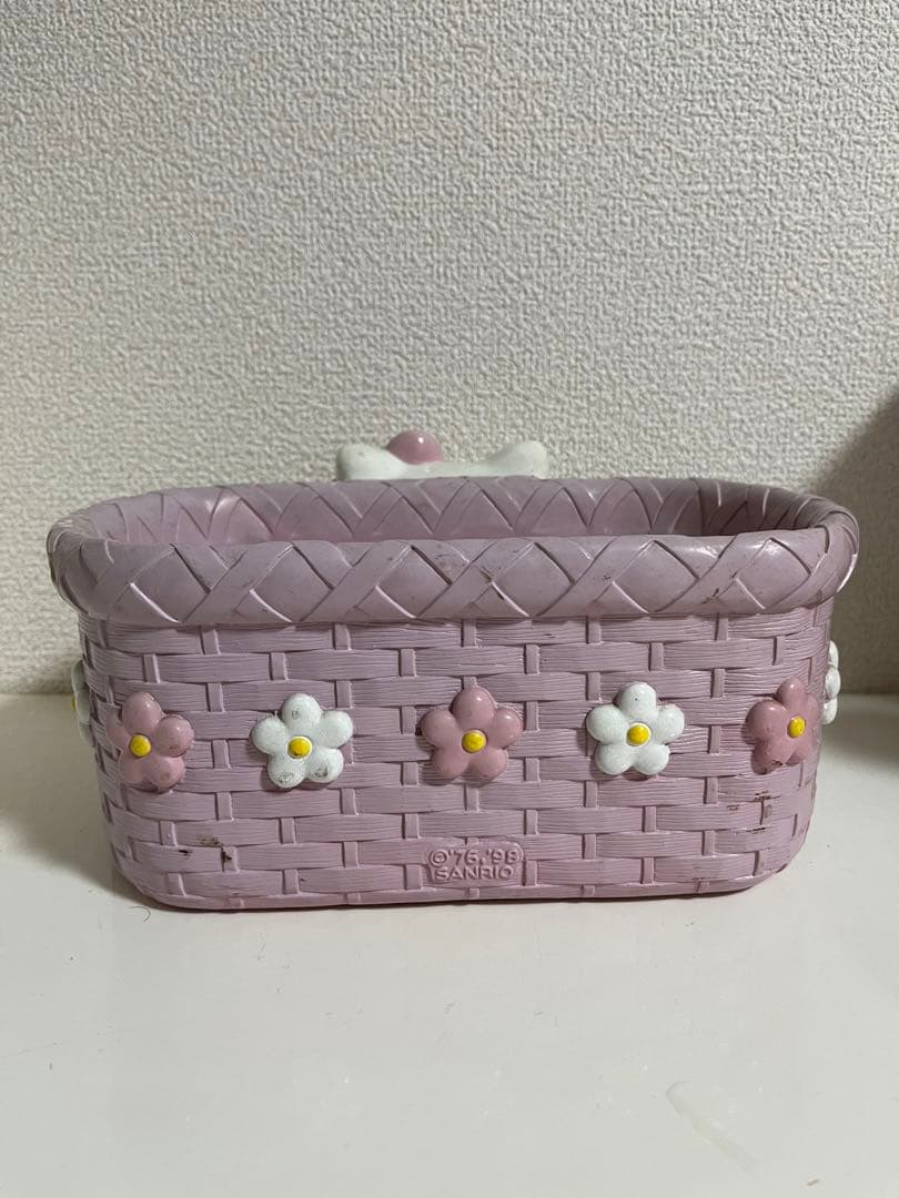 ハローキティ　サンリオ　ガーデンポット　植木鉢　陶器