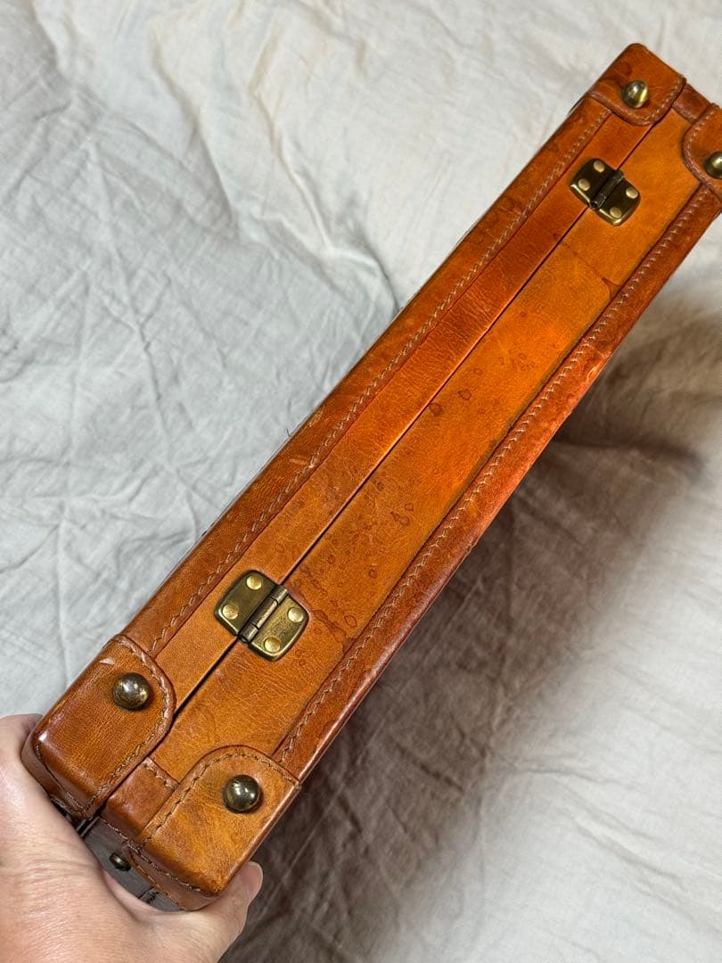 ブラウンレザー ビジネスバッグ　イタリア製