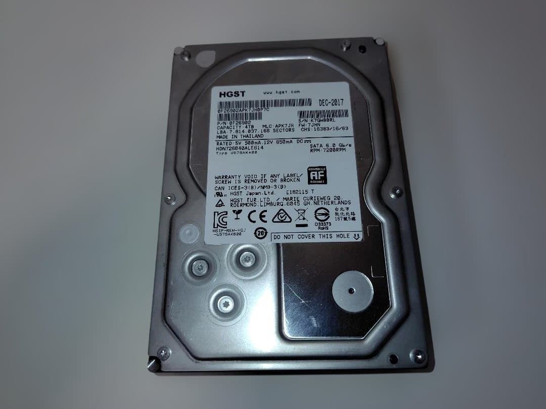 HGST Deskstar 4TB SATA3 7200RPM 2台