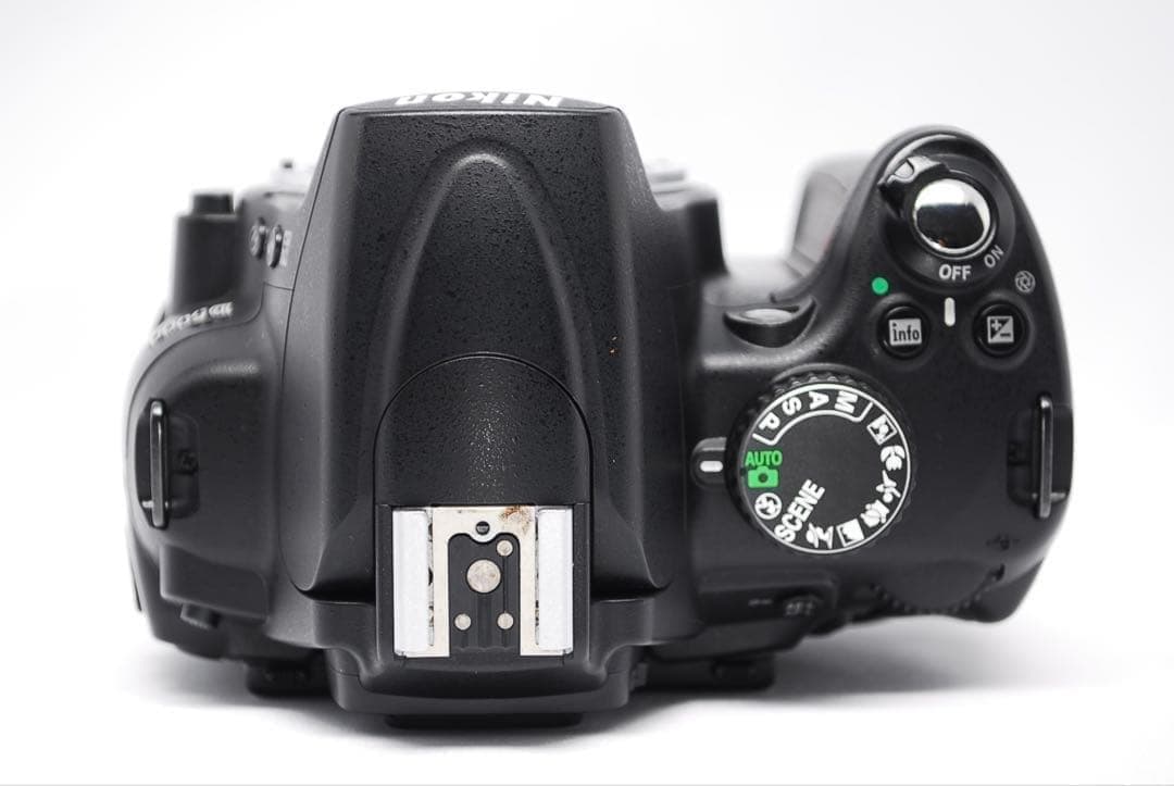 コンディション良好✨Nikon D5000✨ 手ぶれ補正レンズ付✨一眼レフ✨