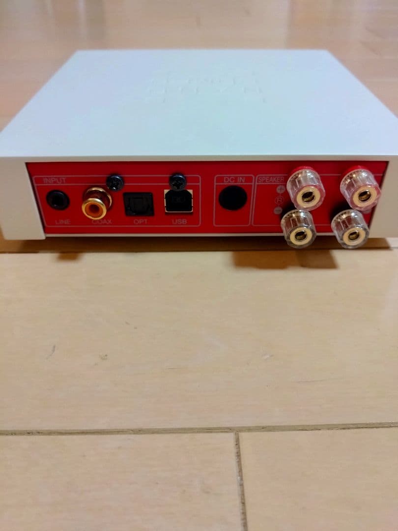アンプ NANO-UA1